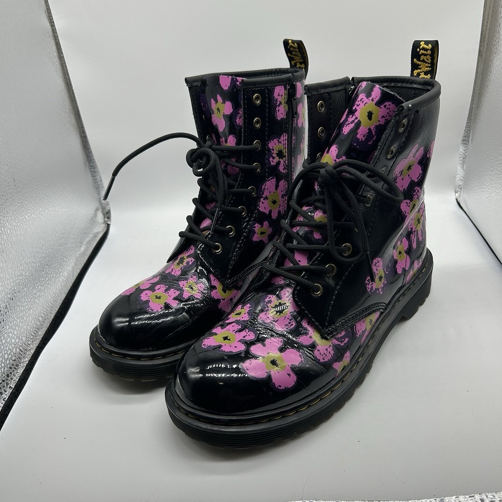 Dr. Martens 1460 J Kids Size 5 Black Patent Leather Pink Floral Lace Up Boots